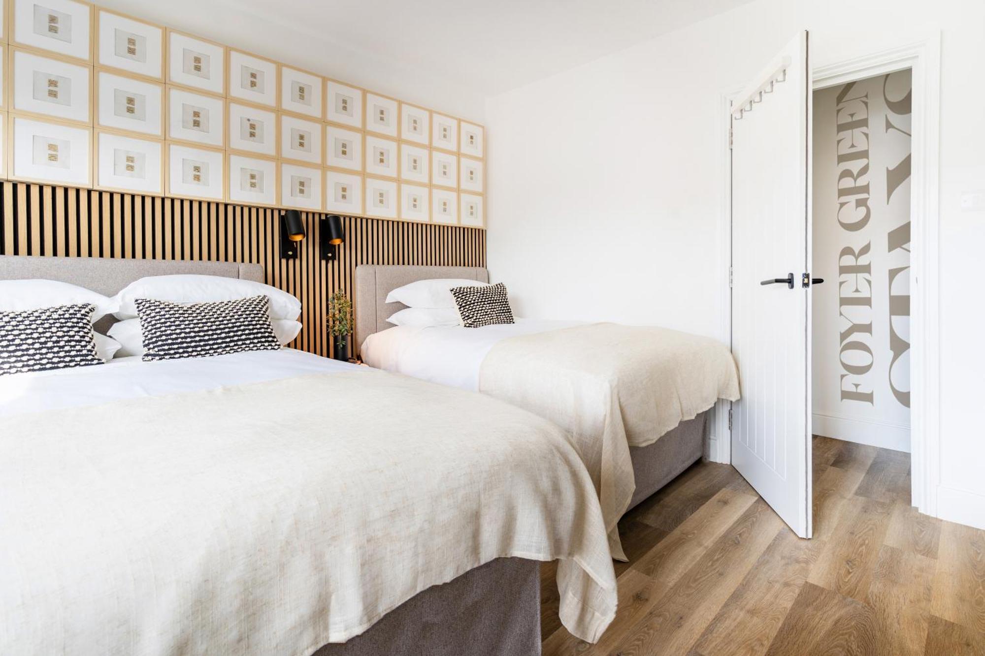 Newly Designed, 2br Apt, 5min From Northwood London Tube Station, Nato Hq, Ideal For Wembley, Warner Studio, Contractors