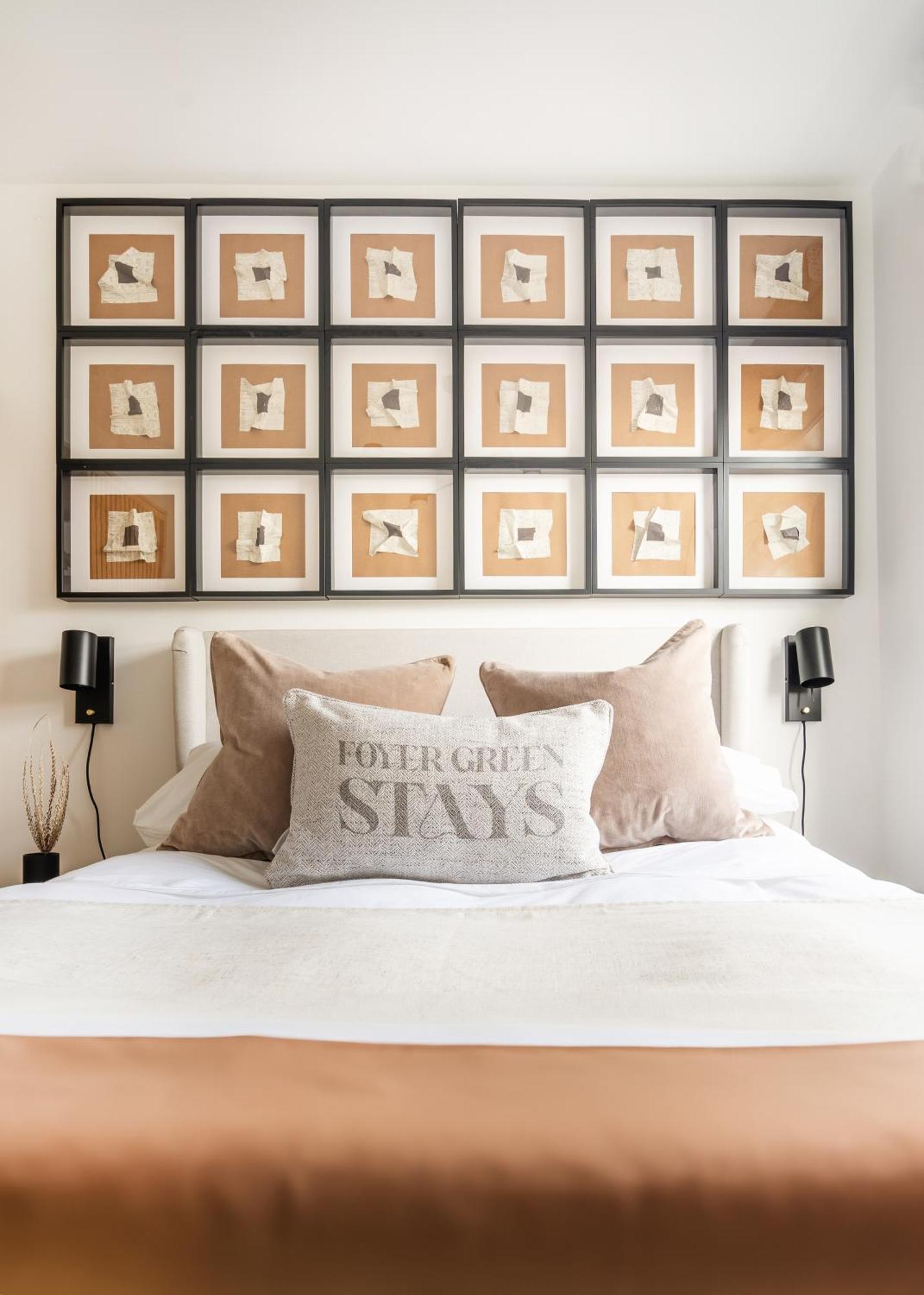 Newly Designed, 2br Apt, 5min From Northwood London Tube Station, Nato Hq, Ideal For Wembley, Warner Studio, Contractors Apartment Northwood (Greater London)